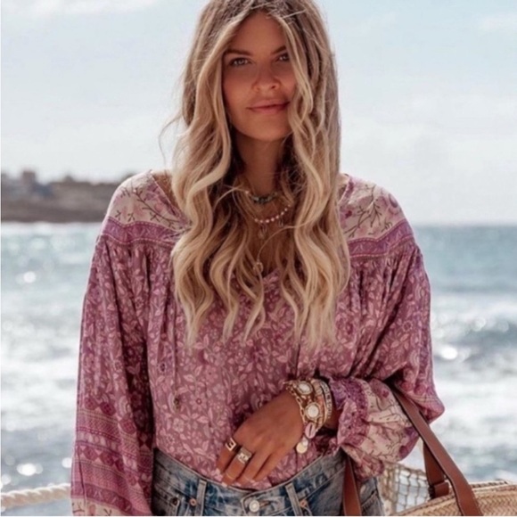 Spell Tops - Spell purple Dahlia blouse 💜